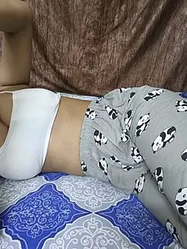 Nupur_69 webcam