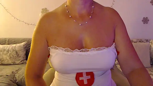 YourfantasyGiuly webcam