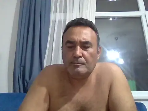 enginbasar live cam on StripChat
