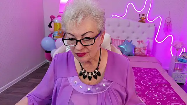 KayleSmoll webcam