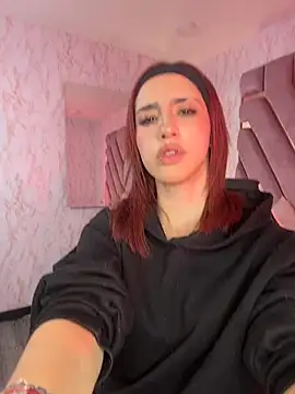 Elodiee_Roussee webcam