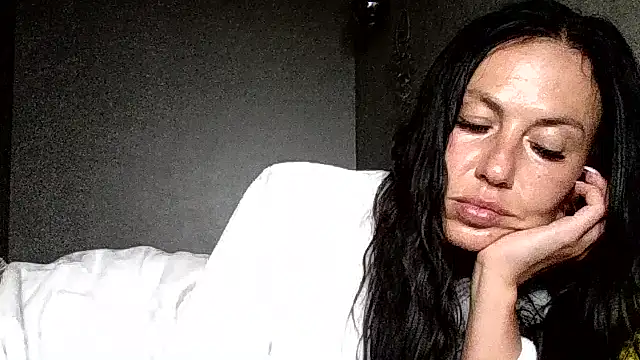 JulianaGold1