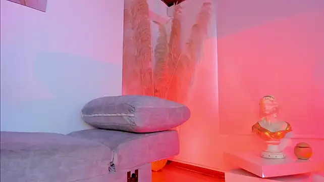 Amelie_Wine webcam