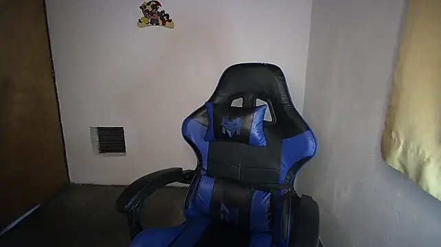MiaTenebra webcam