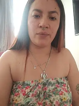 samm_curvy