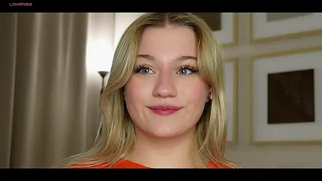 AliceSpice webcam