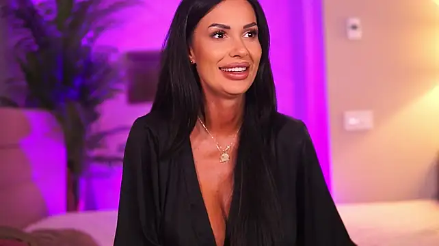 BiancaCain webcam