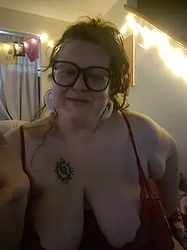 ticklesquirt webcam