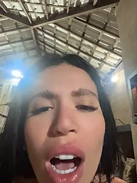 Rafaellaz live cam preview