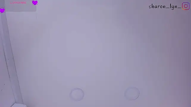 sharonlyn_ (F young) - All naked + doggy