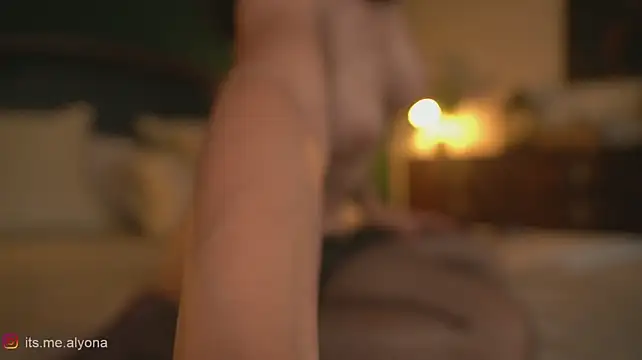 alyonaqueen_ (F young) - Make my night memorable :heart: