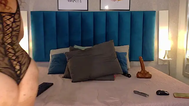 madisonsmiith (F milf) - Plug Anal
