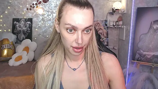 NickyAdamidi webcam
