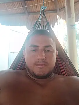 knox_zeque webcam