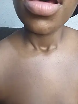 KittyLee004 webcam