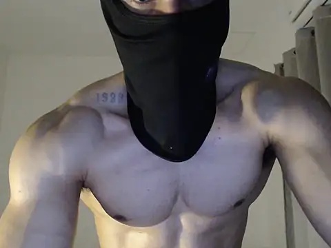 mysterious_muscles (M young) - 3000