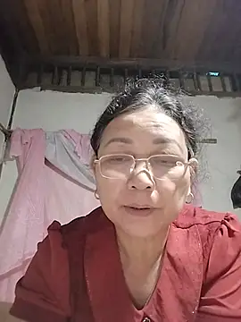 Lena_9x webcam