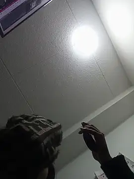 rosiepixel (F young) - OFF TITS