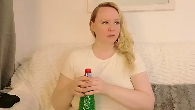 Sarah4you webcam