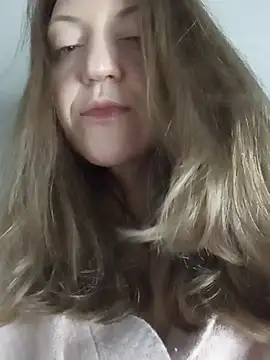 KattyLuuu webcam