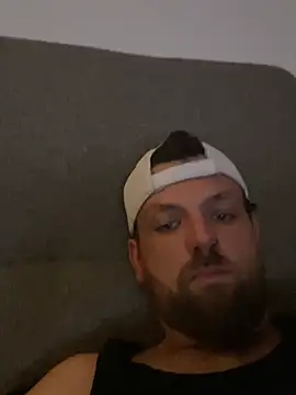 madmiki webcam