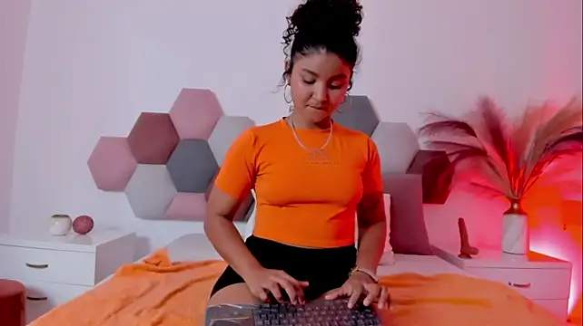 AylinSantel webcam