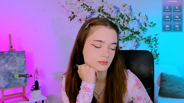 liana_kisses