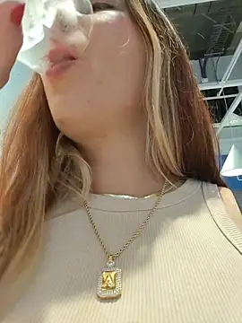 scarlett_moore webcam