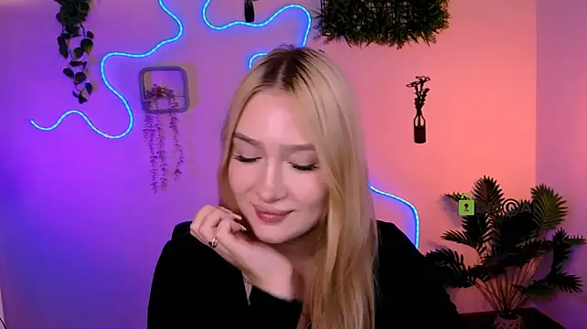 playful_sophie webcam