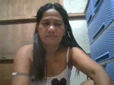 hotmama_063 webcam