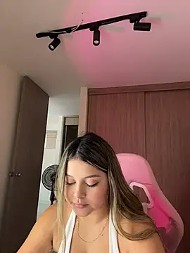lunablossom_ webcam