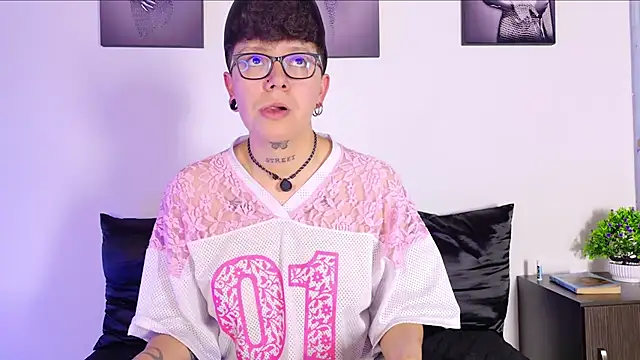 alex_noa (F young) - CONTROL MY TOY AND MAKE ME WET MORE