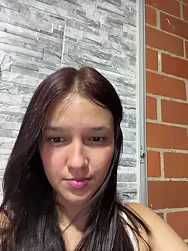 _denis_sweet (Ask my age) - show tits