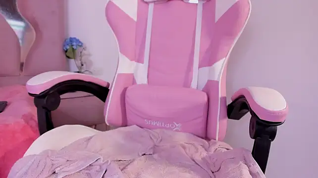 sofia-candyht (F young) - Hard slap face