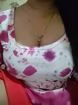 pari51 (F milf) - Full nude