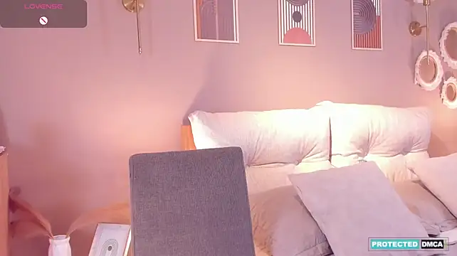 agata_laurent_ (F young) - Show Boobs