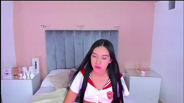 miaportmass_ (F teen) - OPEN PUSSY