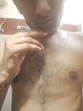 hornyybaby2 (M twink) - Cum