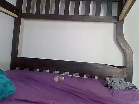 sexxxy_charm (F young) - Make my pussy wet dzaddy