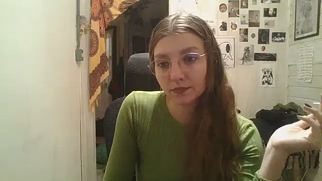 SweetyBabyDemon webcam