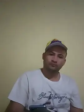 adriwoor webcam
