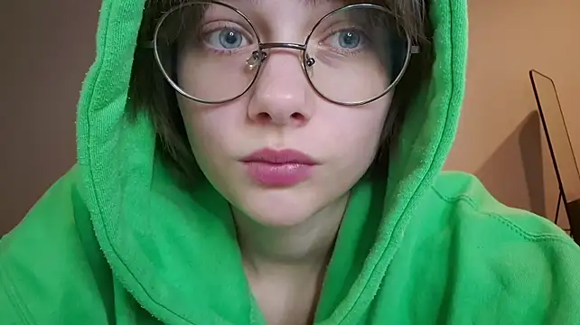 ExitedTroth webcam