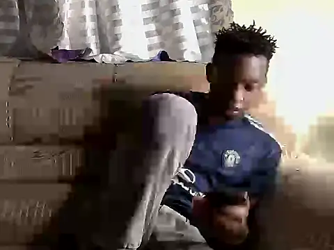 JewelFuckEntertainer212 webcam