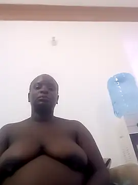blacknbeauty01 webcam