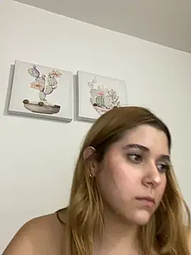 SophiaLaurens webcam