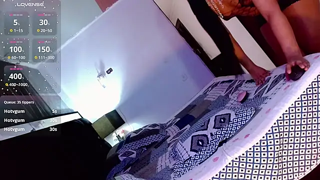 BrandyQueenx webcam