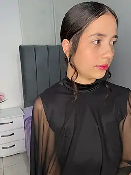 dalianataba live cam on StripChat