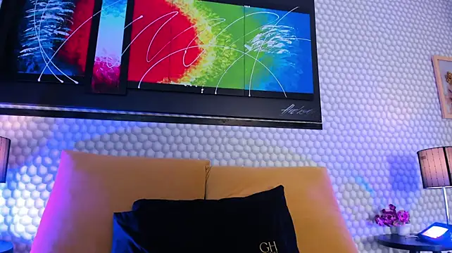 Lunaira_Deep webcam