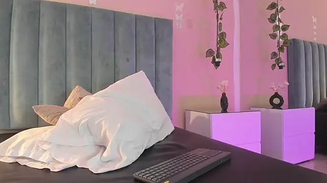 Liam__Mercury webcam