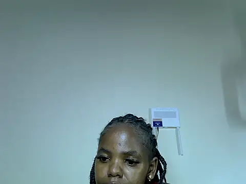 Pretty_Lunah webcam